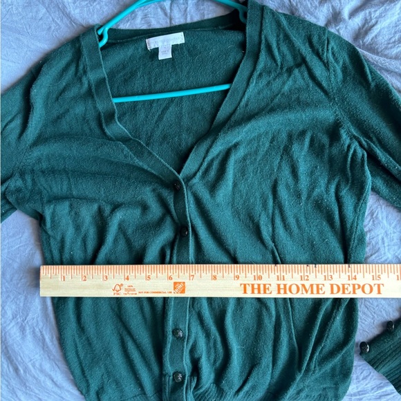 New York & Company Medium Sweater Green V-Neck Button Up Fancy Buttons - Picture 12 of 12